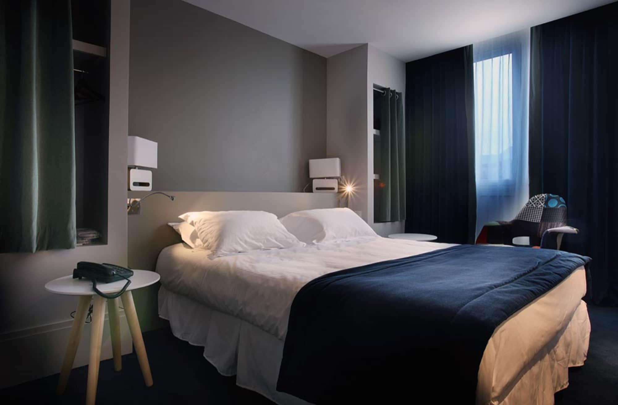 Hotel Le Cinq Hyper - Centre Chambéry Rom bilde